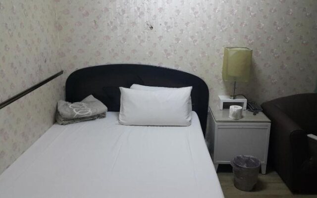 Awesome Hotel