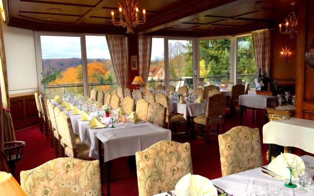 Hôtel Restaurant Aux Trois Roses