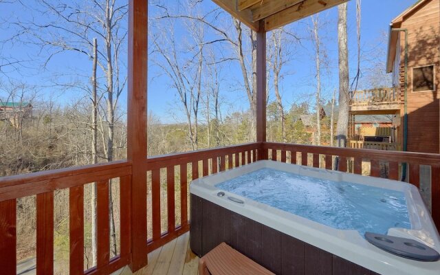 Alpine Pool Lodge Holiday home 2