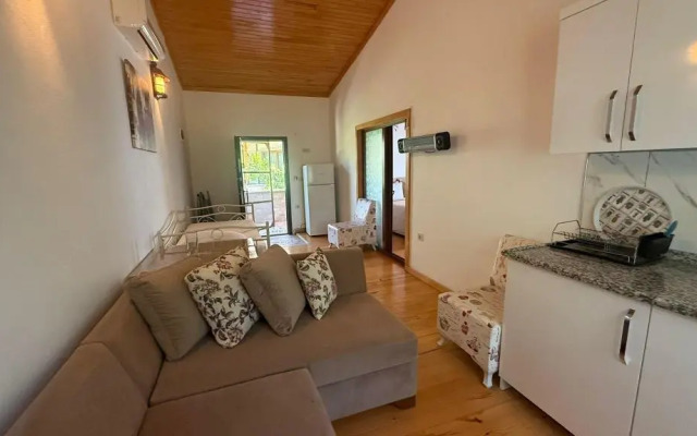 Ipek Apart Otel Cirali