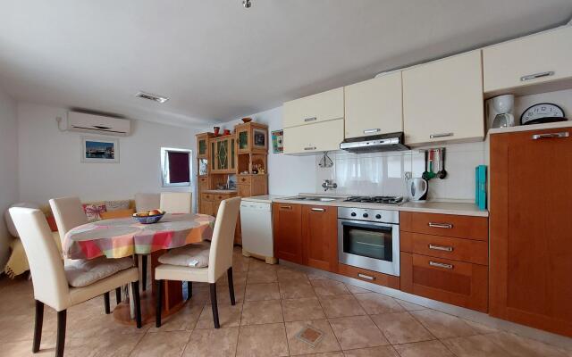 Apartments Ineska in Dramalj (Crikvenica)