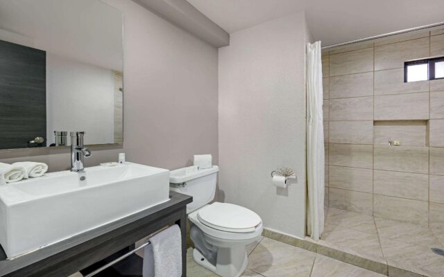 Comfort Inn Queretaro