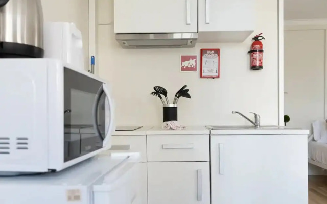 Clerigos Studio Apts
