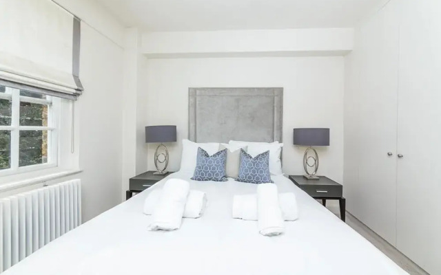 Modern 2 Bedroom Apartment in Chelsea