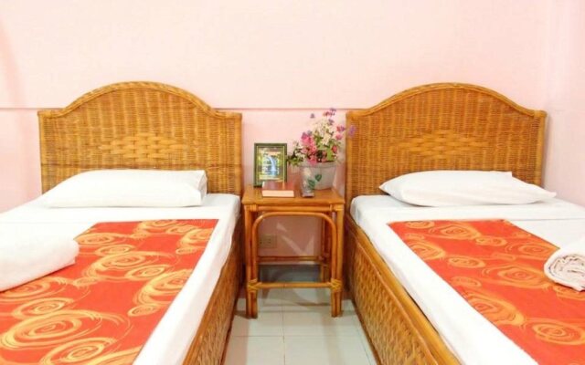 Tropical Sun Inn Palawan