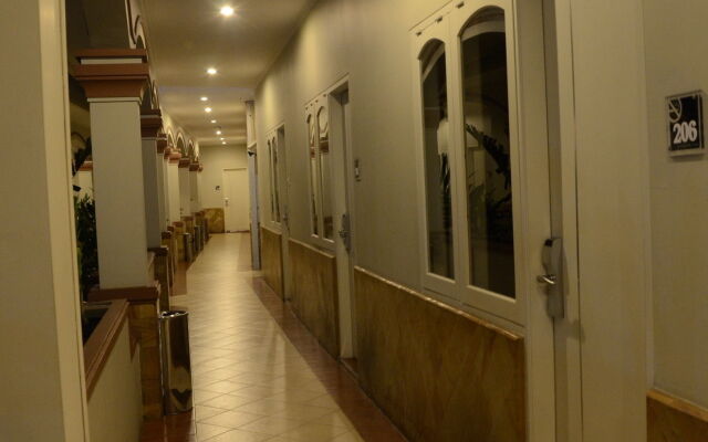 Hotel Trio Indah 2 Malang