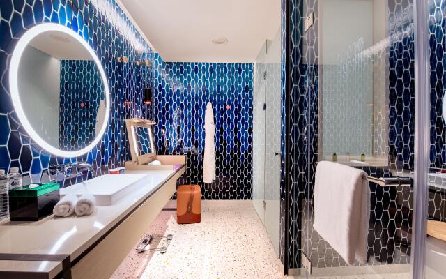Hotel Indigo Kaohsiung Central Park by IHG