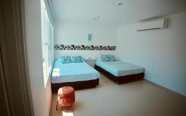 Hermosa Casa Playera