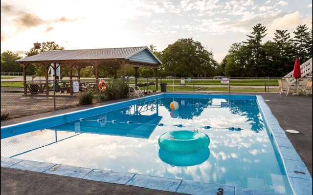 Marina Inn & Event Center