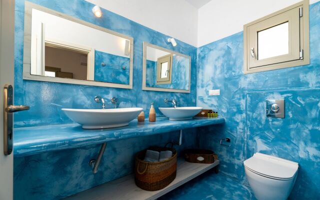Aerenia Suites