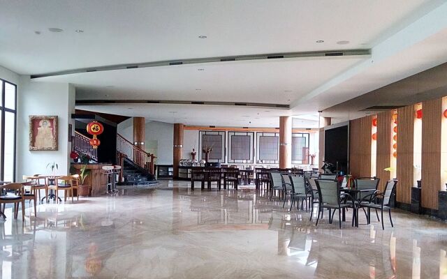 The Oxalis Regency Hotel Magelang