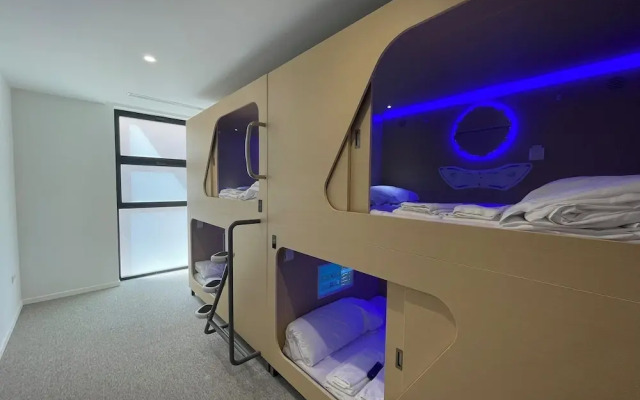 Urban Cube Hostel Sevilla