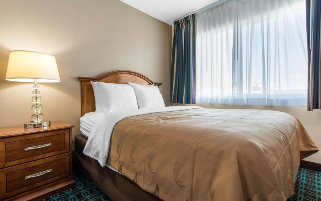 Ramada Bayside Inn & Suites Eureka