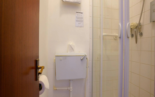 OYO Shanklin Beach Hotel