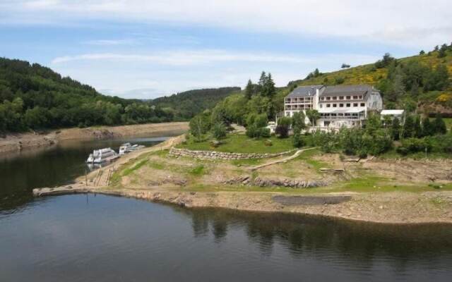 Garabit Hôtel