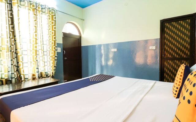 Spot On 61705 Hotel Rose Star