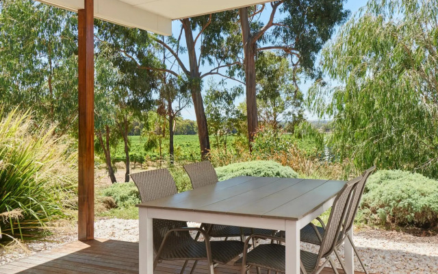 Eight Willows Retreat
