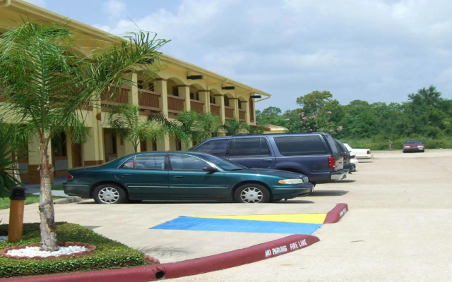 Americas Best Value Inn & Suites Alvin Houston