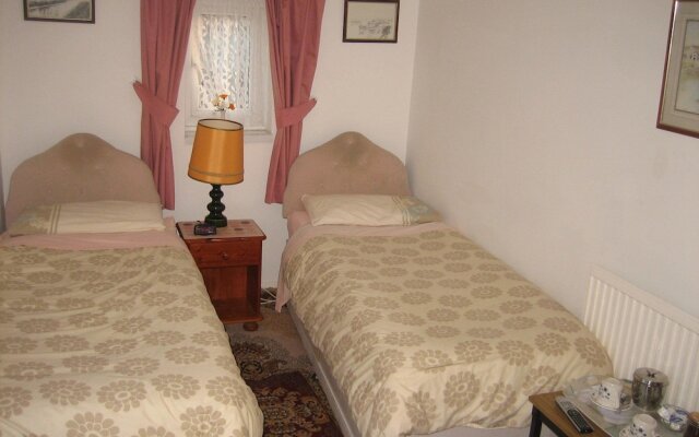 Four Seasons Guest House