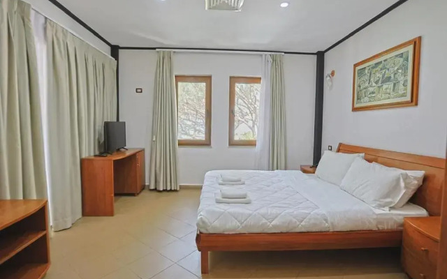Kastrati Hotel