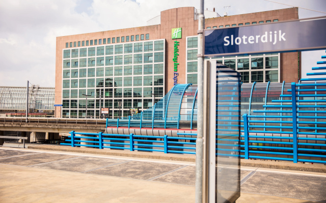 Holiday Inn Express Amsterdam - Sloterdijk Station by IHG