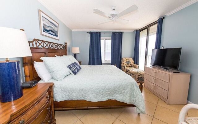 Summerchase 1008 - 3 Br condo by RedAwning