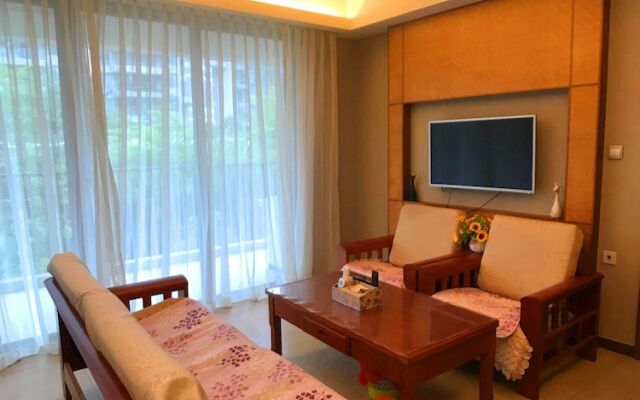 Sanya Linglong Lulushun Hotel