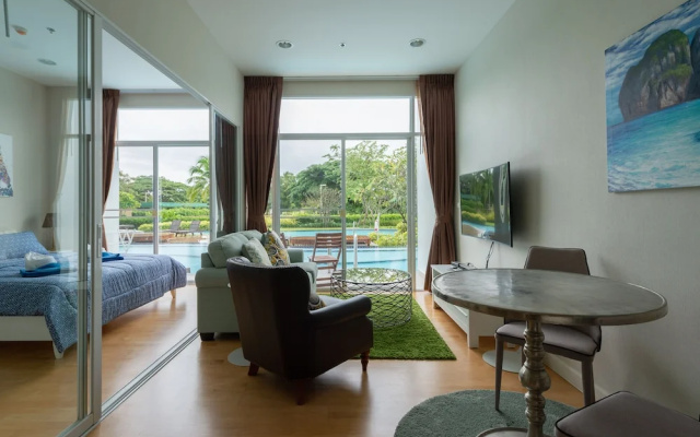 102 - 1 Bdr Pool Access Condo Boathouse Hua Hin