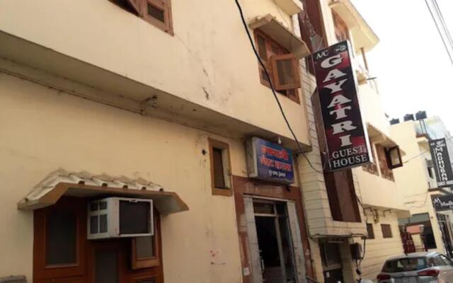 Goroomgo Gayatri Guest House Haridwar