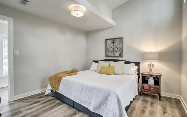 Pet-friendly Cottage, 3 Blocks to Main St!