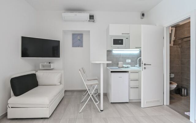 Seagull Apartments & Studios