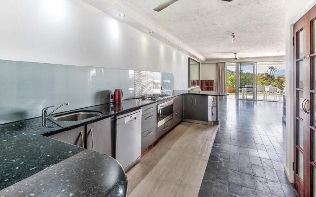 3 Bedroom Poinciana Lodge