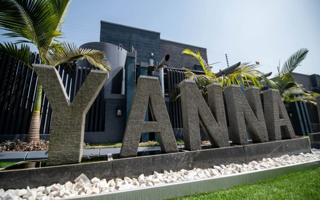 Yanna Apartments By Khaliques
