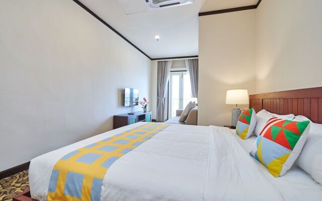 The Platinum Hotel & Suites