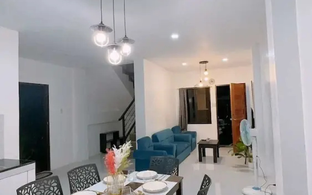 2 Storey Family House in Casa Verde Mati City