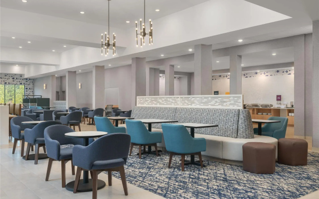 Hampton Inn by Hilton Richmond Chester