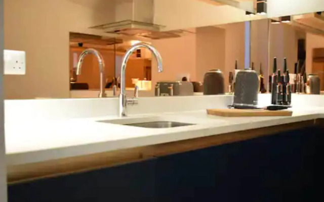 Spacious and Modern Apartment in Pimlico