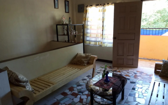 NB 7J's Pension House