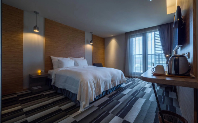 Watermark Hotel Kaohsiung Station