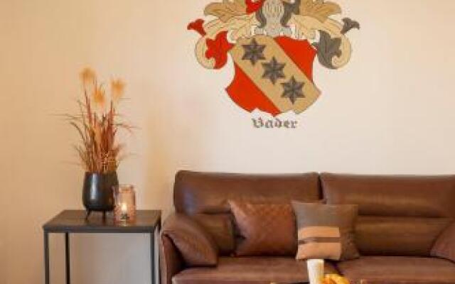 Hotel & Boarding House Schlosserwirt