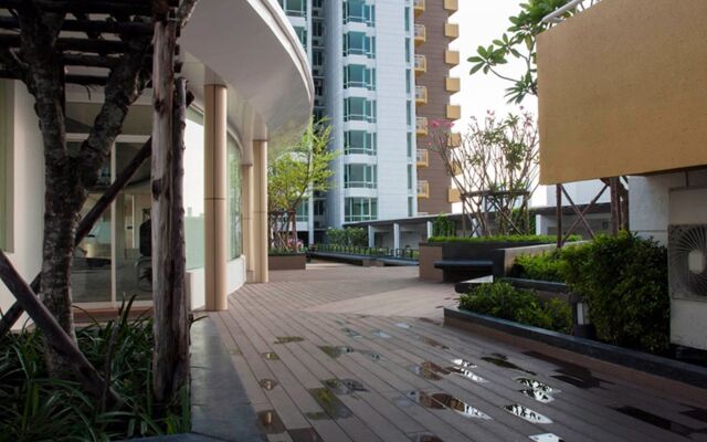 Condo Muang Thong