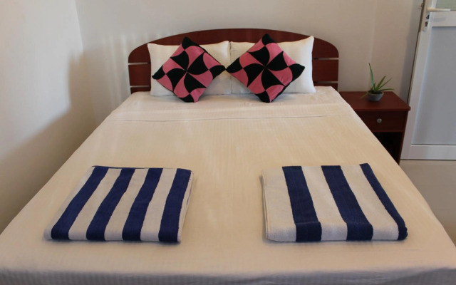 Riko surf House Hiri