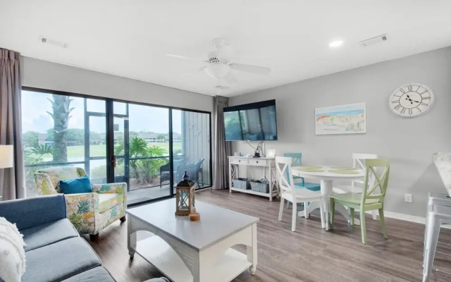 Seascape Lakefront Villas 128- Retreat Yourself