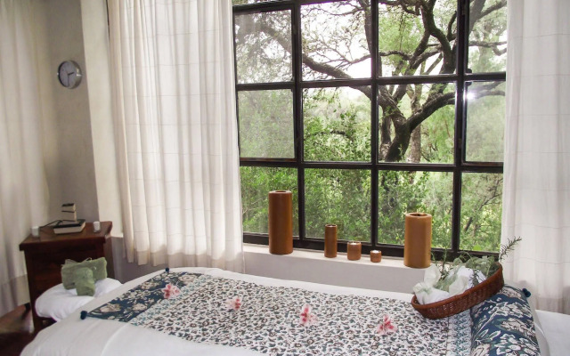Nirvana Restaurant And Retreat