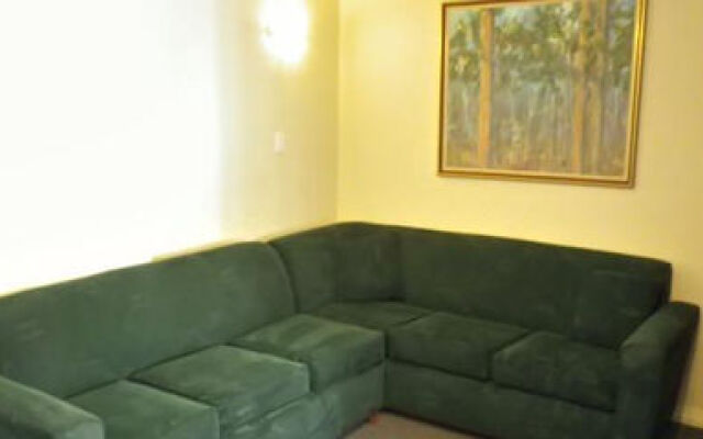 Greenways Apartments