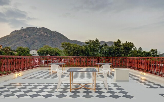 Treebo Trend Karohi Villa With Mountain View