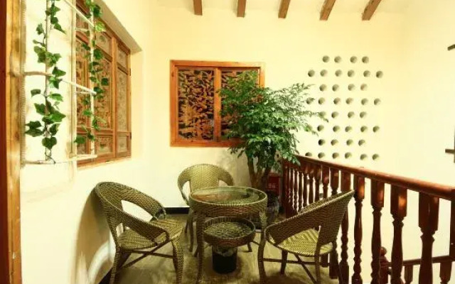 Puzhehei Asi Mide Inn