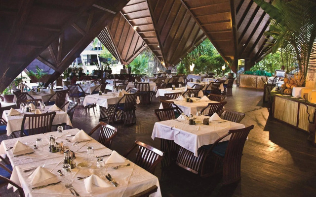 New Emerald Cove Hotel