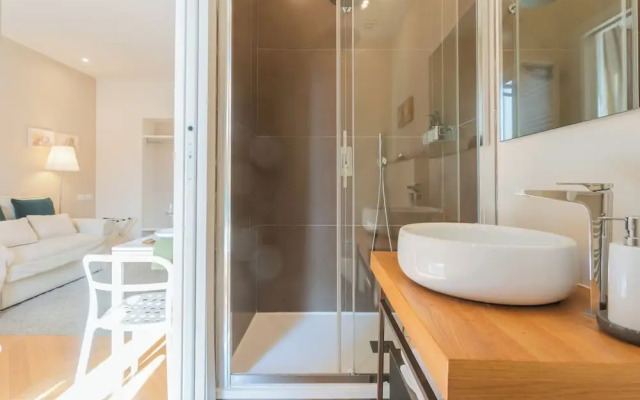 MT Studio by Rent All Como