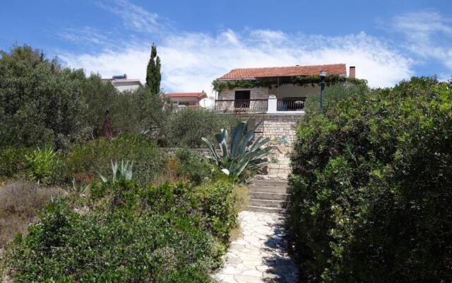 Apartments Nev - 20m from the sea